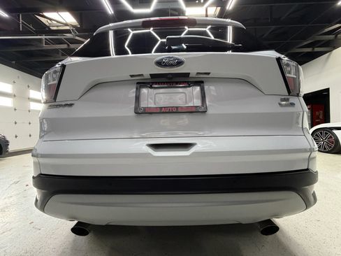 Used 2019 Ford Escape SE AWD/4WD image 13