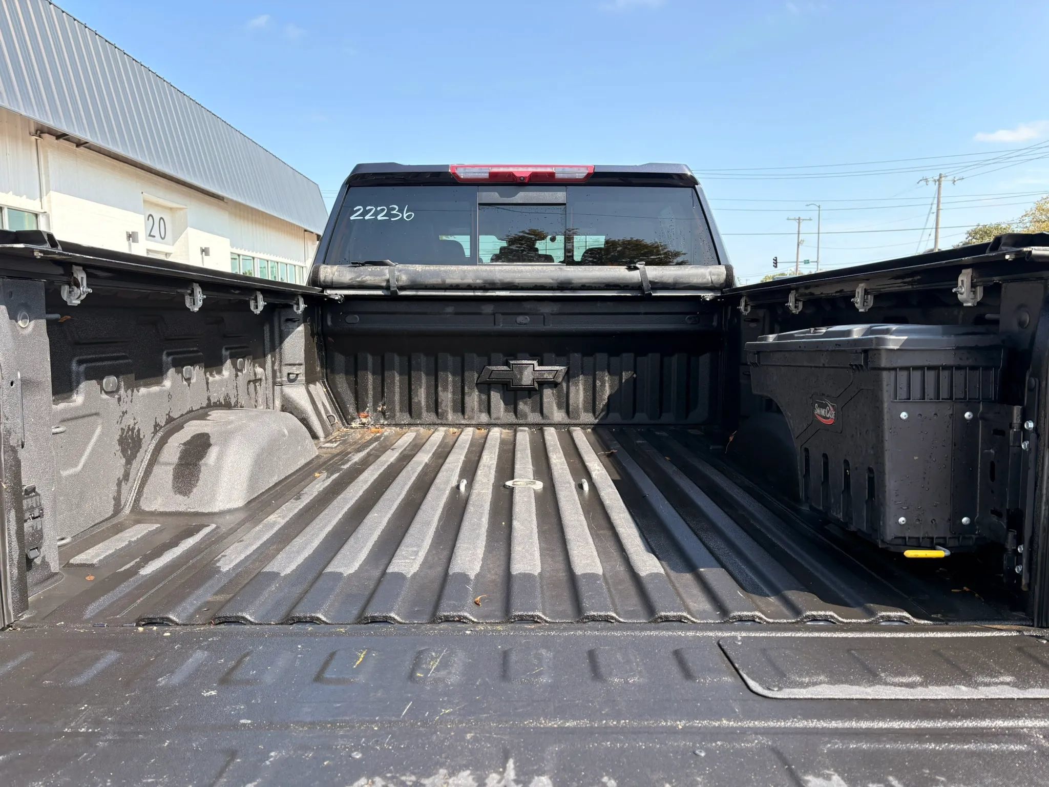Used 2024 Chevrolet Silverado 2500 LTZ w/ LTZ Plus Package AWD/4WD image 8