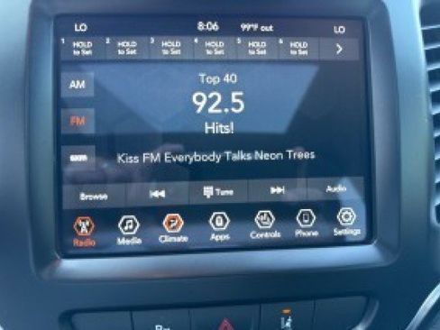 Used 2021 Jeep Cherokee Latitude Lux 80th Anniv w/ Quick Order Package 26U 80TH image 23