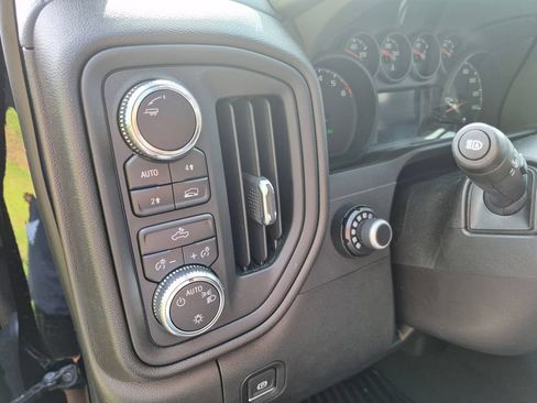 Used 2025 GMC Sierra 1500 Pro w/ Graphite Edition AWD/4WD image 12