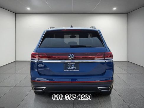 Used 2026 Volkswagen Atlas SE FWD image 4