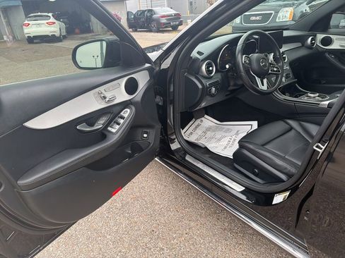 Used 2021 Mercedes-Benz C 300 Sedan image 15