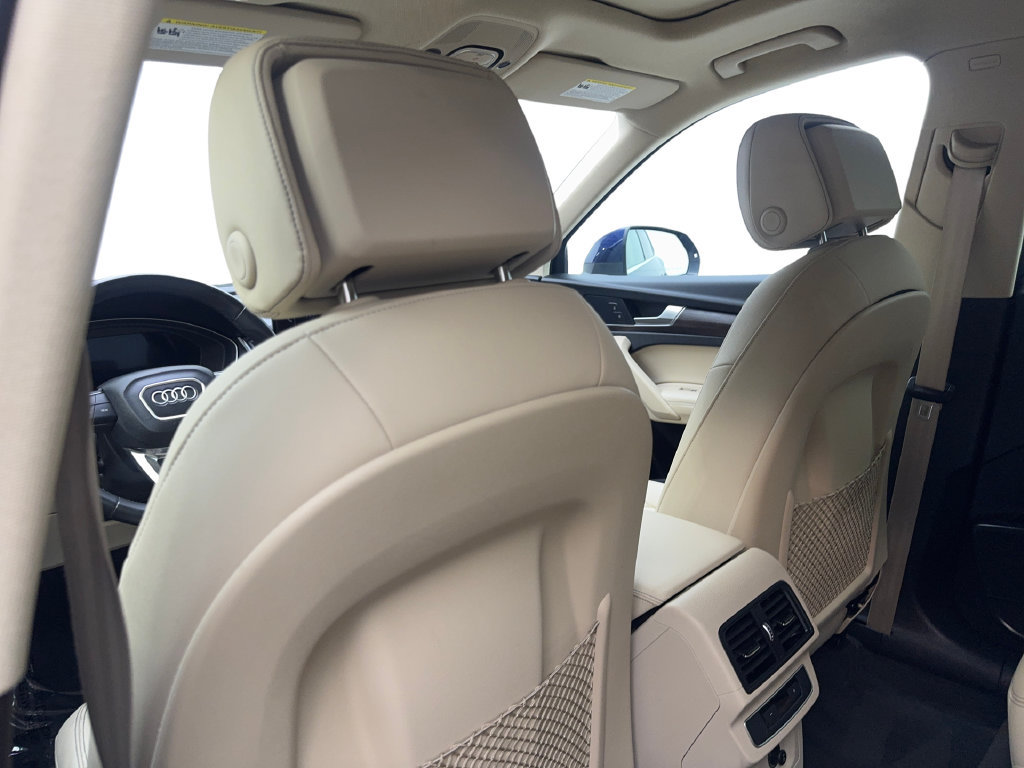 Used 2022 Audi Q5 2.0T Premium Plus w/ Premium Plus Package AWD/4WD image 39