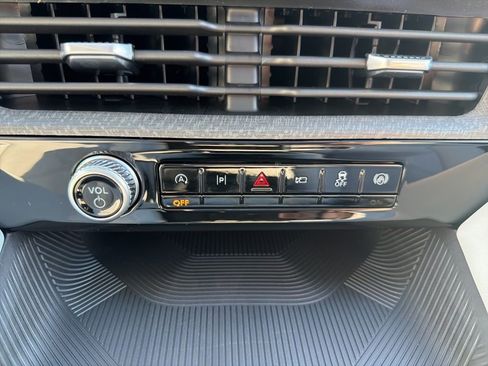 New 2026 Ford Explorer Platinum w/ LUX Leather Package image 33