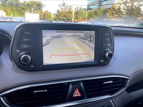 Certified 2020 Hyundai Santa Fe SEL image 19