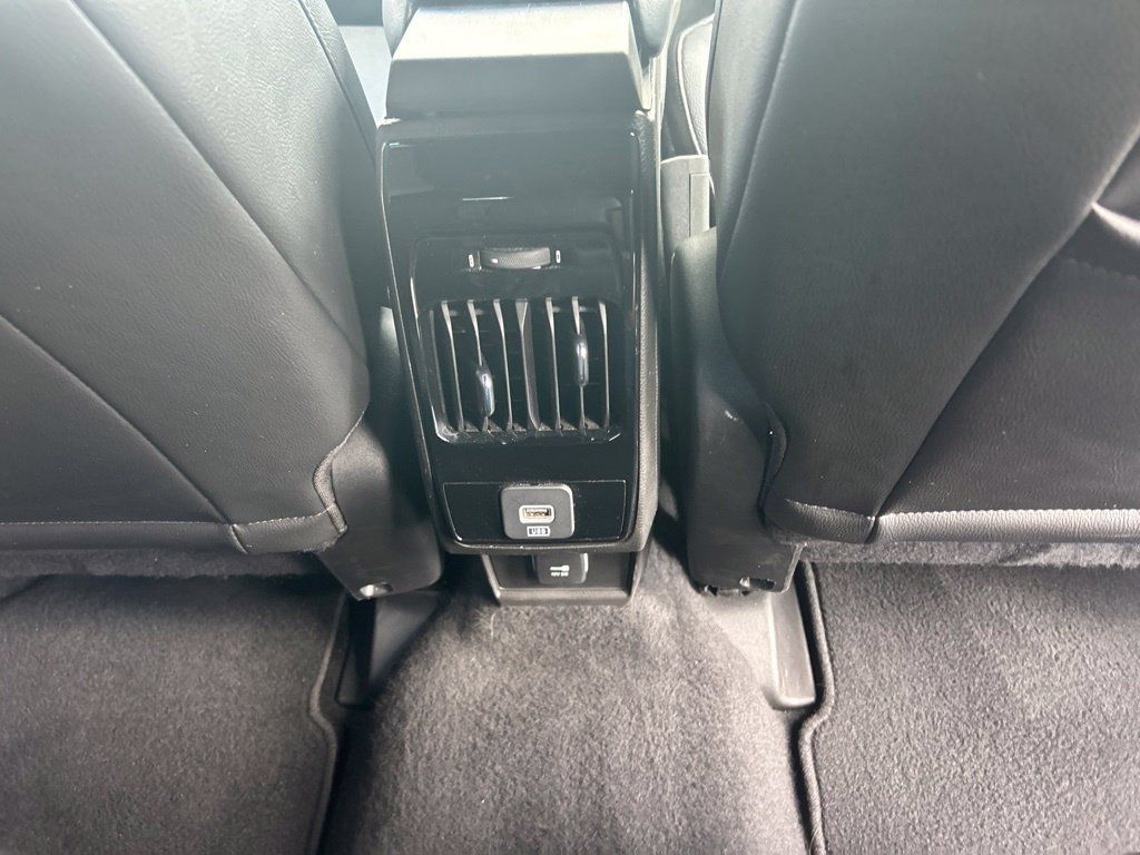 Used 2025 Jeep Compass Limited AWD/4WD image 29