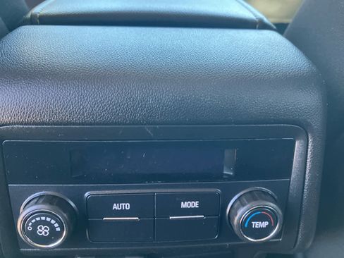 Used 2021 GMC Acadia SLE w/ Driver Convenience Package FWD image 34