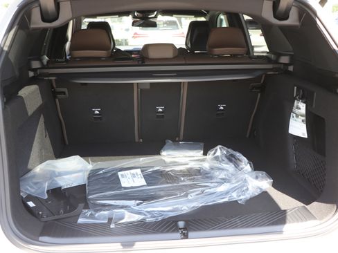 Used 2025 BMW X3 xDrive30i w/ Premium Package image 37