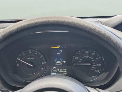 Used 2021 Subaru Crosstrek 2.0i AWD/4WD image 17