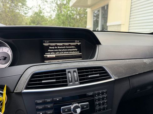 Used 2013 Mercedes-Benz C 250 Coupe image 37