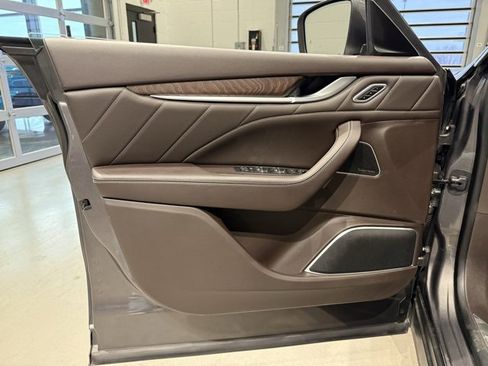 Used 2022 Maserati Levante GT image 8