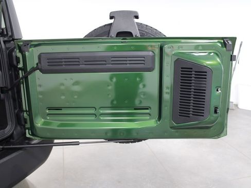 New 2025 Ford Bronco Outer Banks image 18