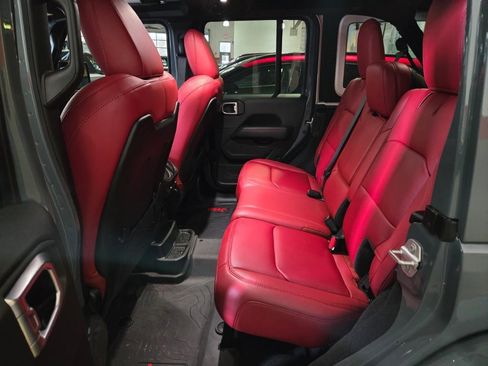 Used 2024 Jeep Wrangler Unlimited Rubicon 392 image 20