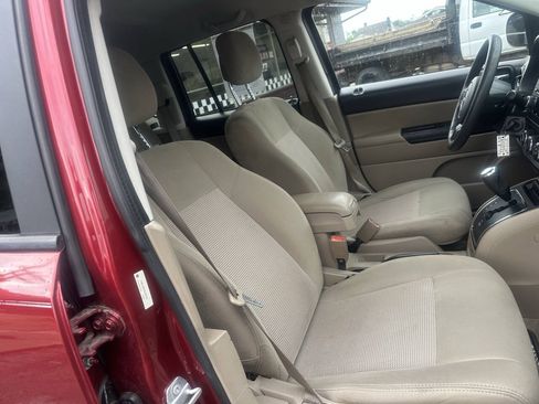 Used 2016 Jeep Compass Sport w/ Power Value Group FWD image 16