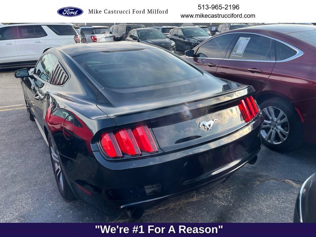 Used 2017 Ford Mustang Coupe RWD image 3