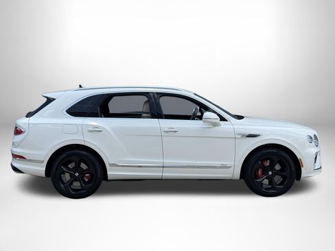 Certified 2023 Bentley Bentayga AWD/4WD image 5