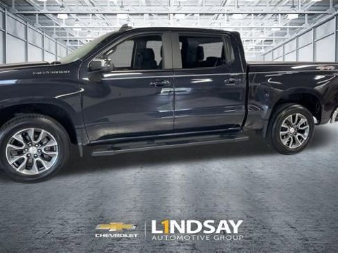Used 2024 Chevrolet Silverado 1500 LT AWD/4WD image 6