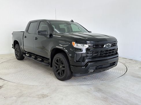 Used 2026 Chevrolet Silverado 1500 RST w/ RST Select Package RWD image 7