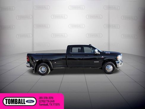 Used 2024 RAM 3500 Limited w/ Towing Technology Group image 8