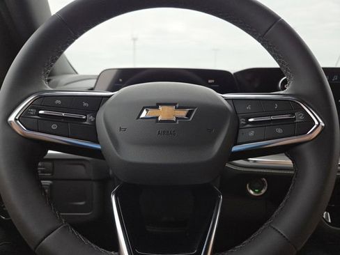 New 2025 Chevrolet Suburban Premier AWD/4WD image 37