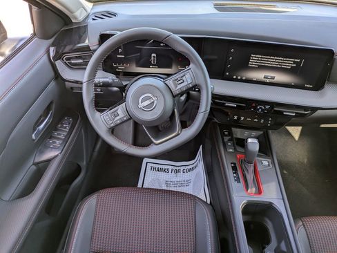 New 2026 Nissan Kicks SR FWD image 16