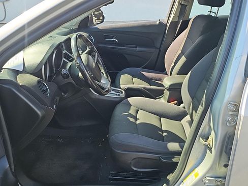 Used 2014 Chevrolet Cruze LT w/ Technology Package FWD image 6