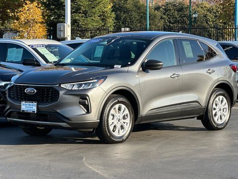 Used 2025 Ford Escape Active image 7