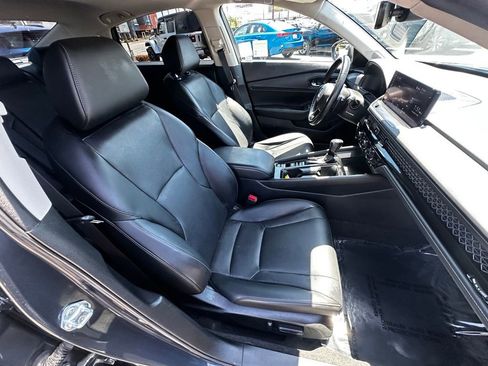Used 2023 Honda Accord EX-L image 13