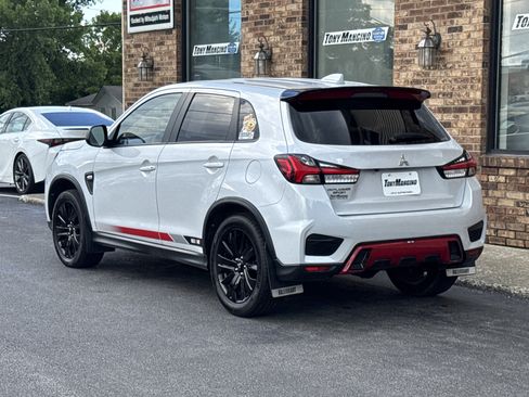 Used 2024 Mitsubishi Outlander Sport AWD image 3