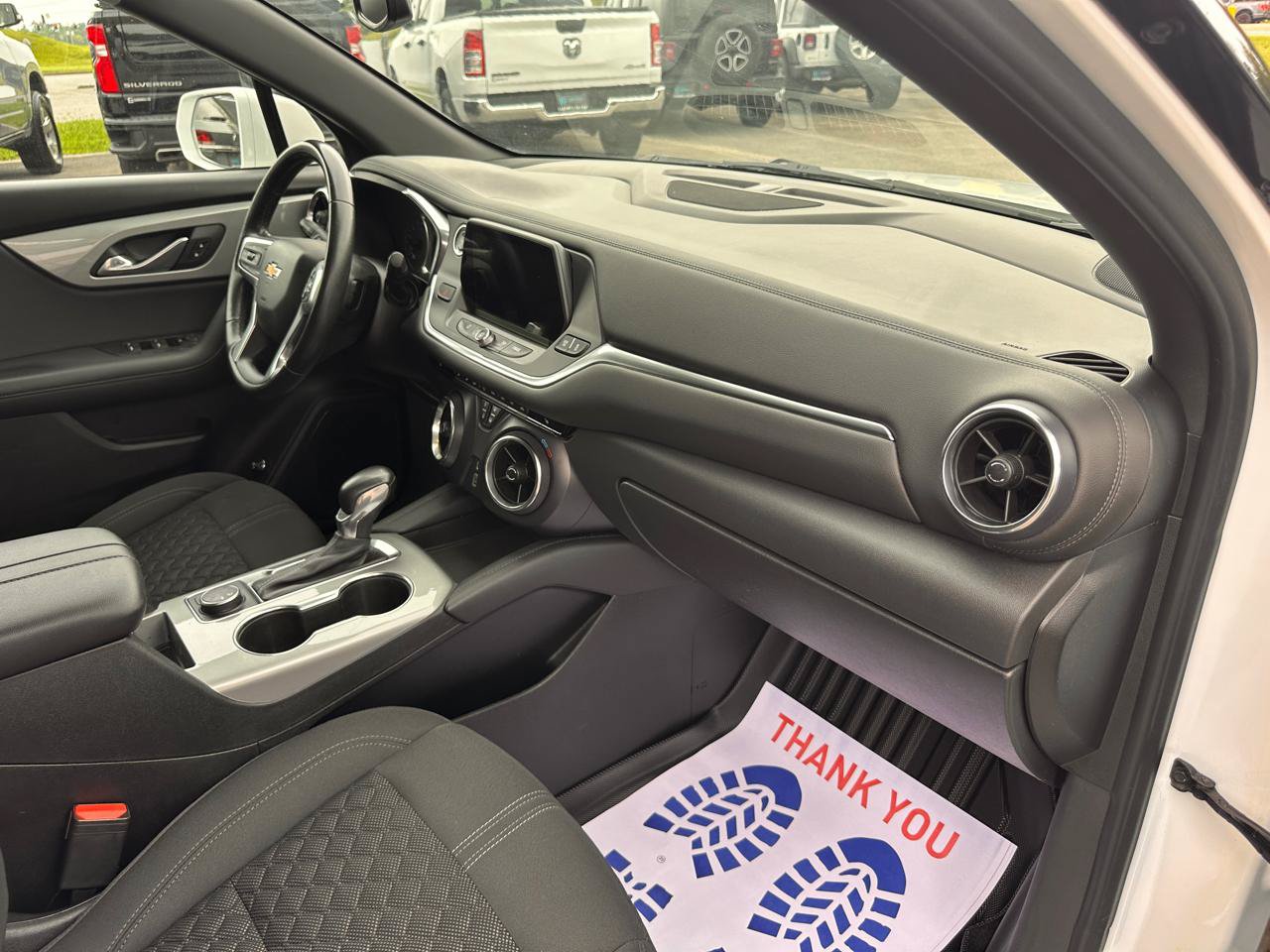 Used 2019 Chevrolet Blazer LT AWD/4WD image 34