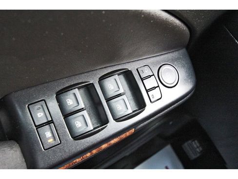 Used 2020 Chevrolet Tahoe Premier w/ Premier Plus Edition RWD image 22