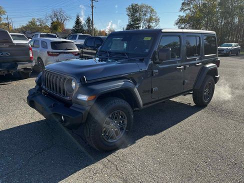 New 2026 Jeep Wrangler Unlimited Sport image 5