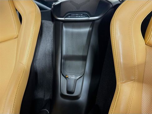Used 2022 Chevrolet Corvette Stingray Preferred Cpe w/ Engine Appearance Package image 17