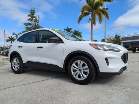 Certified 2022 Ford Escape S image 2