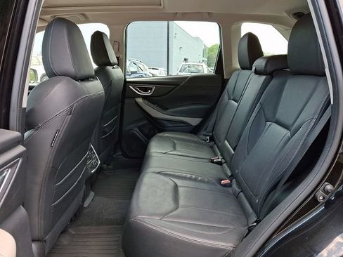 Used 2023 Subaru Forester Limited AWD/4WD image 10