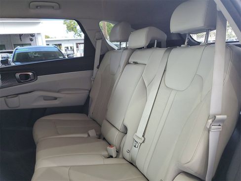 Certified 2025 Kia Sorento S image 15