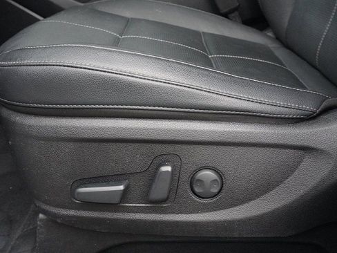 Used 2023 Kia Telluride EX w/ EX Captain's Chair Package image 27