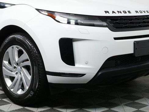Used 2024 Land Rover Range Rover Evoque S AWD/4WD image 39