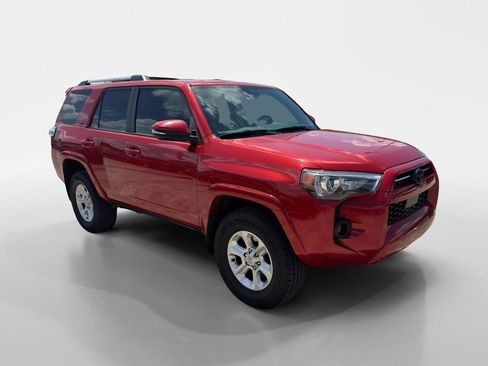 Used 2021 Toyota 4Runner SR5 Premium w/ Moonroof Package AWD/4WD image 8