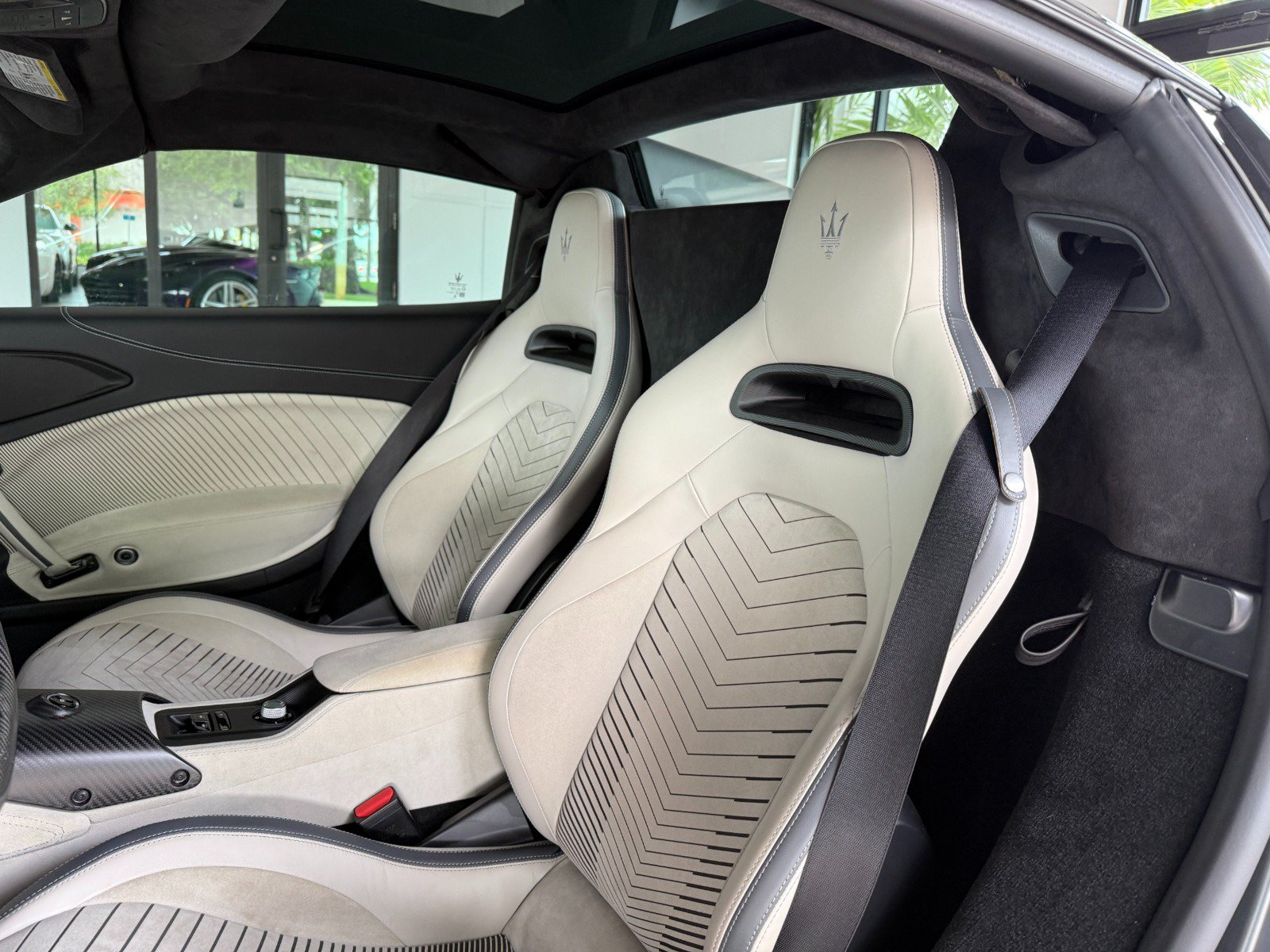 Used 2024 Maserati MC20 Cielo RWD image 29