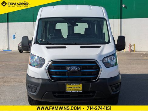 Used 2023 Ford E-Transit Medium Roof image 3