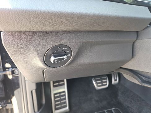 Used 2025 Volkswagen Jetta Sport FWD image 23
