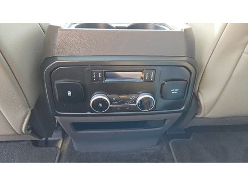 Used 2018 Ford Expedition Limited RWD image 19