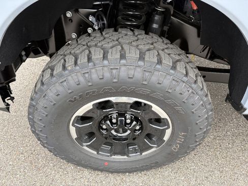 New 2026 Ford F350 Lariat AWD/4WD image 9