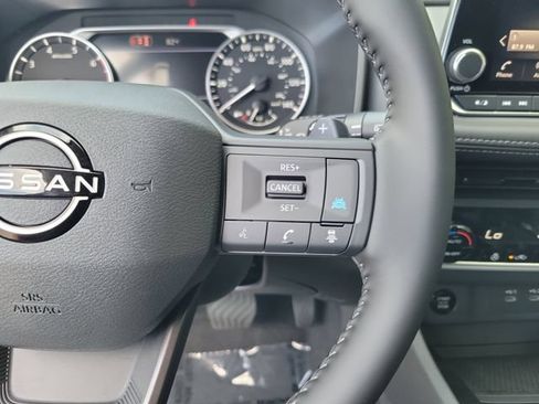 New 2026 Nissan Rogue Dark Armor AWD/4WD image 21
