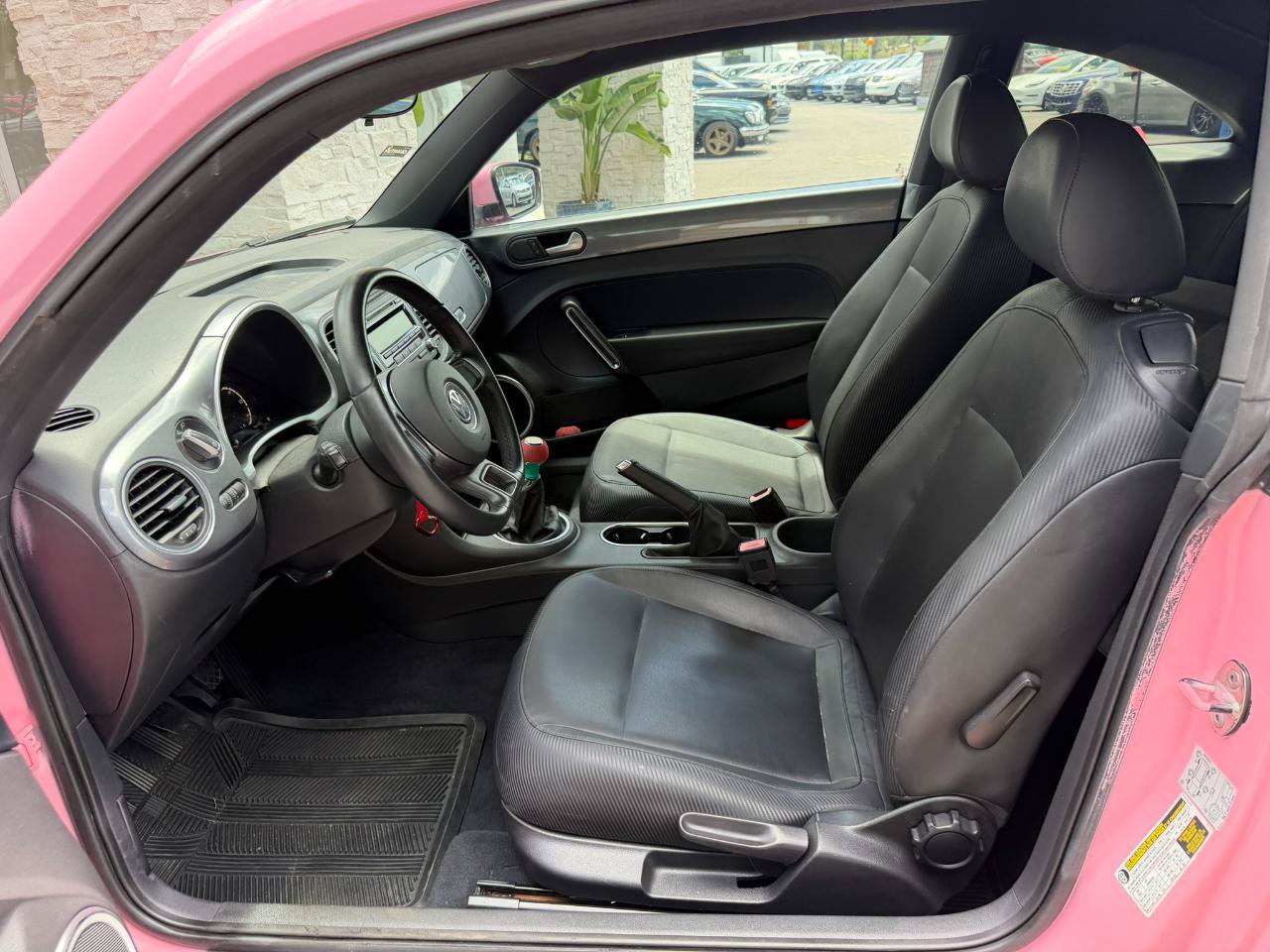 Used 2013 Volkswagen Beetle 2.5 FWD image 17