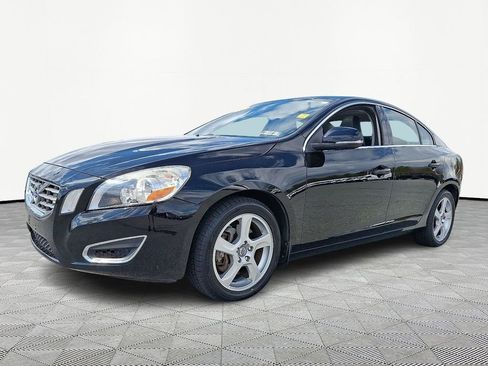 Used 2012 Volvo S60 T5 image 3