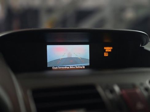 Used 2015 Subaru Forester 2.5i Premium w/ All-Weather Package image 22