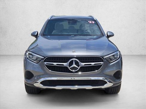 Used 2023 Mercedes-Benz GLC 300 4MATIC image 2