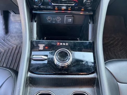 Used 2024 Jeep Grand Cherokee Limited AWD/4WD image 18